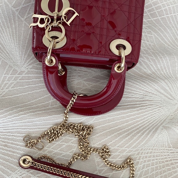 SOLD - Christine Dior Lady Dior Mini Cannage Red Patent Calfskin handbag - Picture 8 of 8